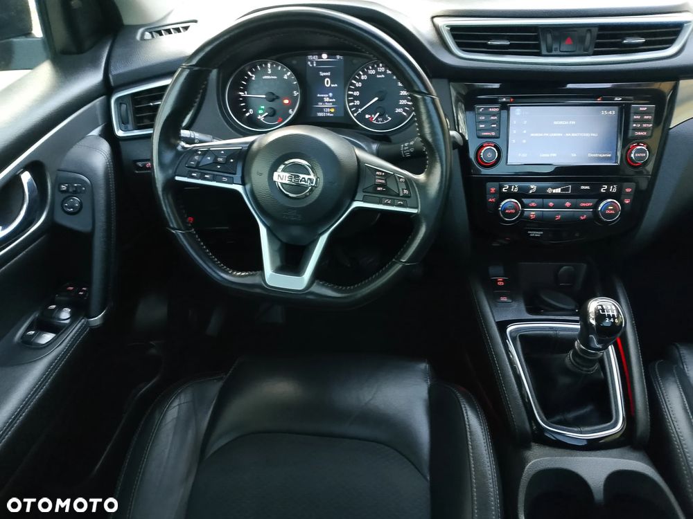 Nissan Qashqai 1.6 dCi TEKNA+ - 5