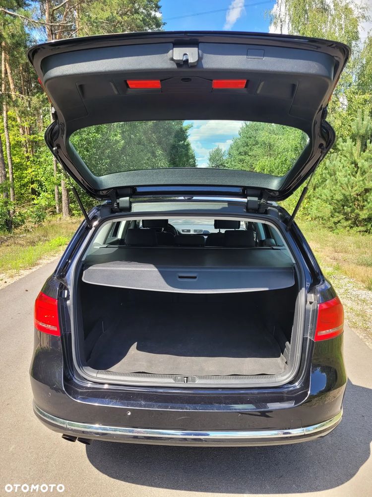 Volkswagen Passat 2.0 TDI BlueMotion Technology Comfortline - 19