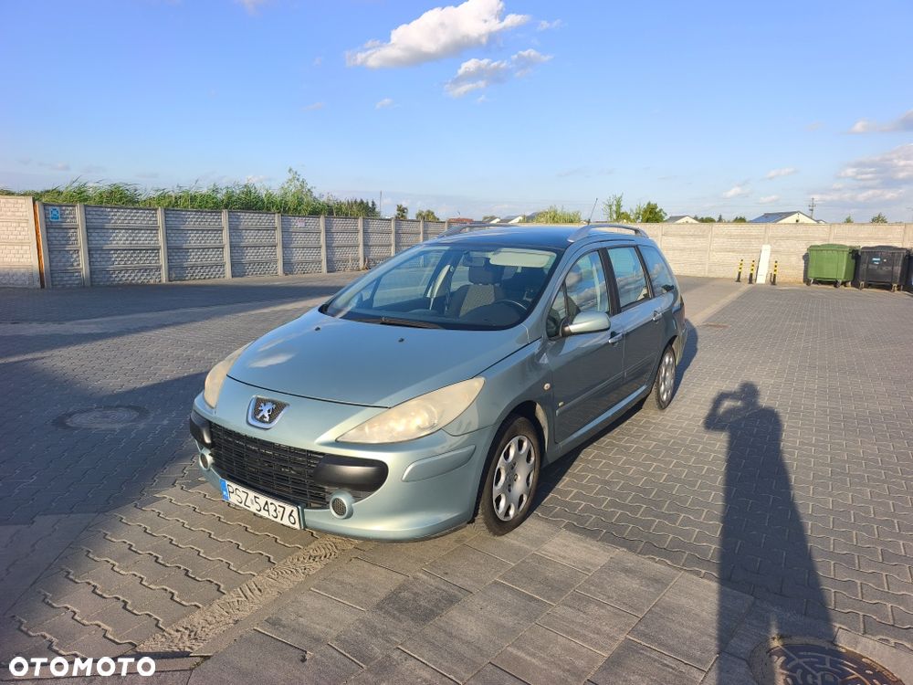 Peugeot 307 - 1