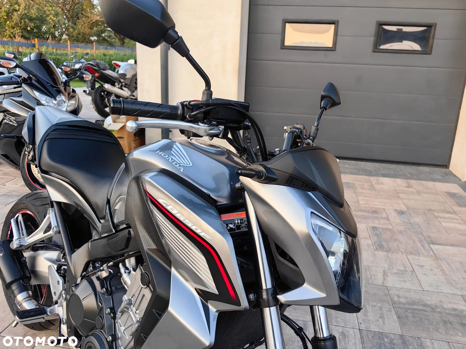 Honda CB - 25