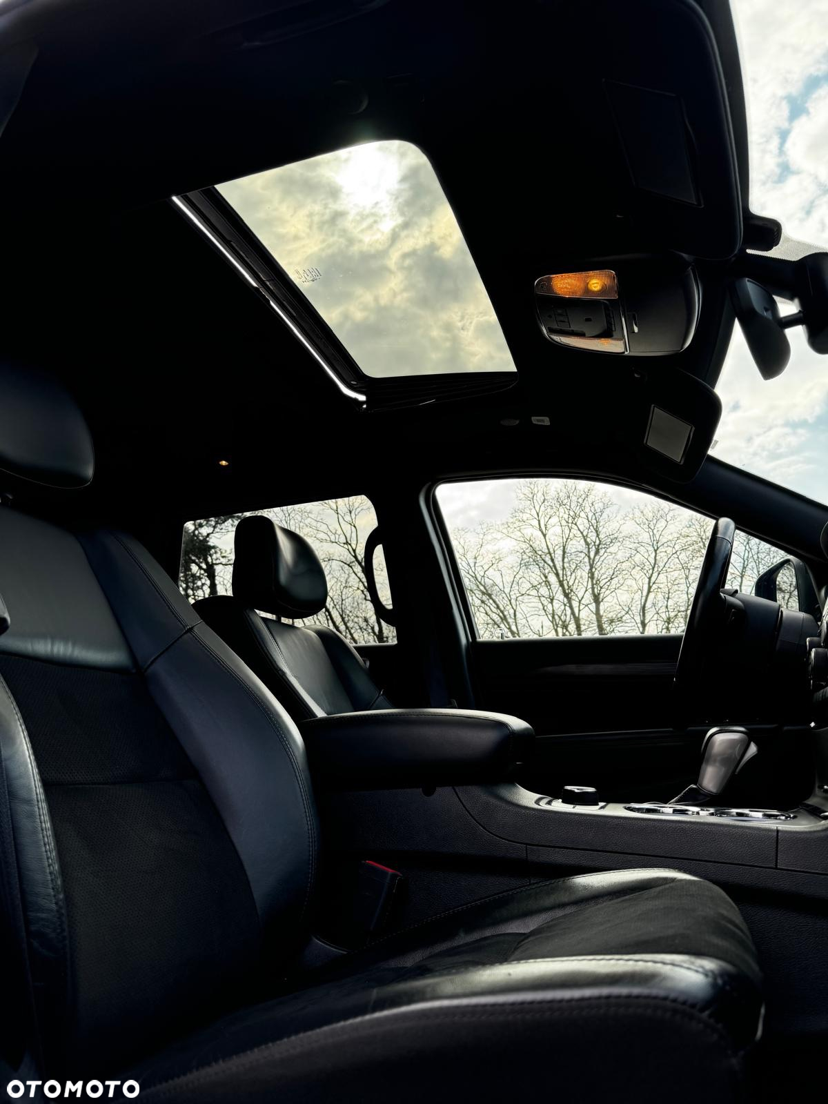 Jeep Grand Cherokee - 20