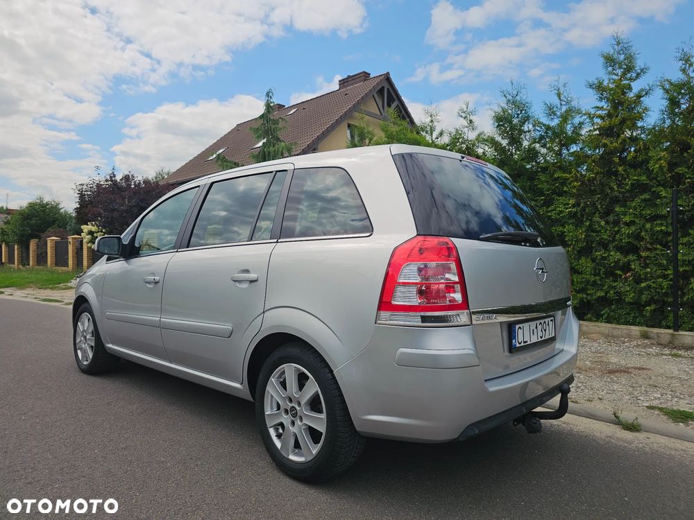 Opel Zafira 1.6 - 5