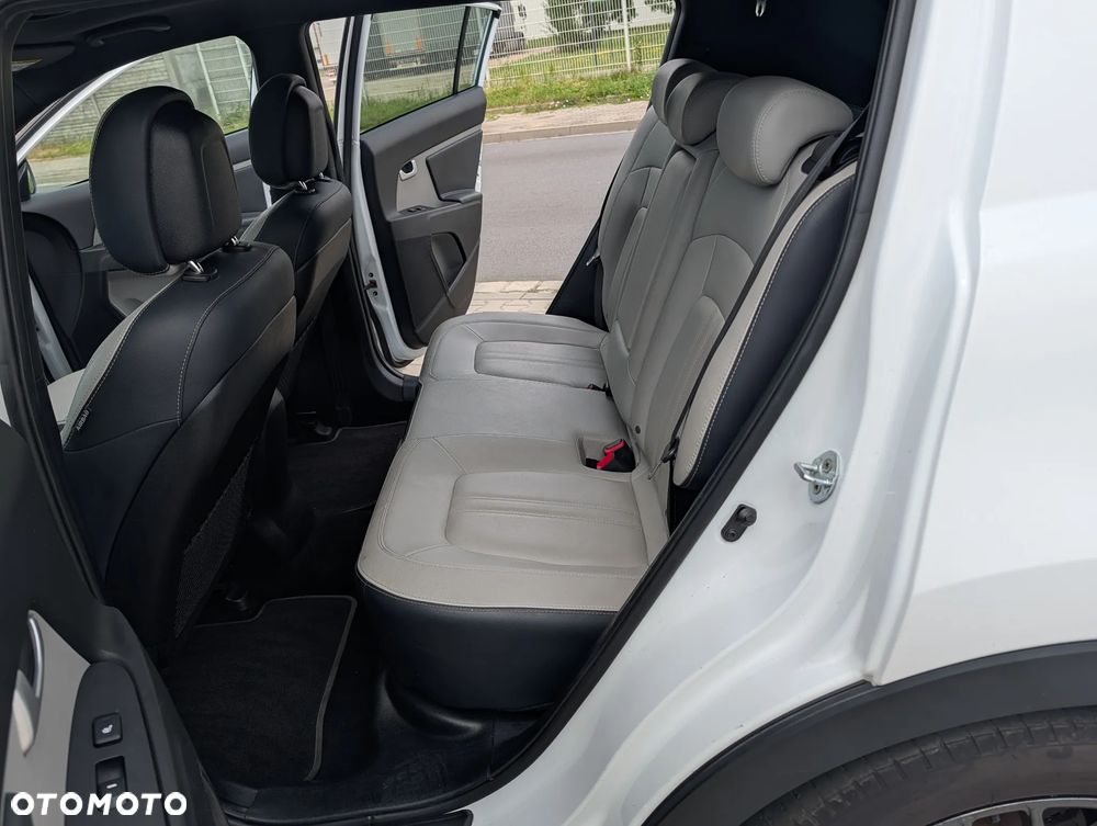 Kia Sportage 2.0 CRDI L AWD - 12