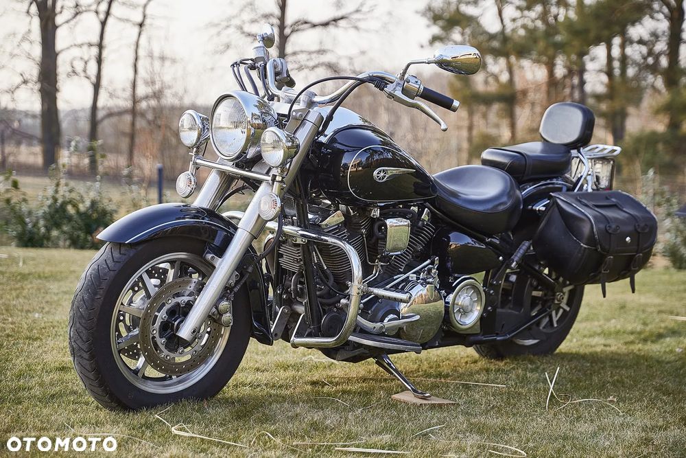 Yamaha Road Star - 12