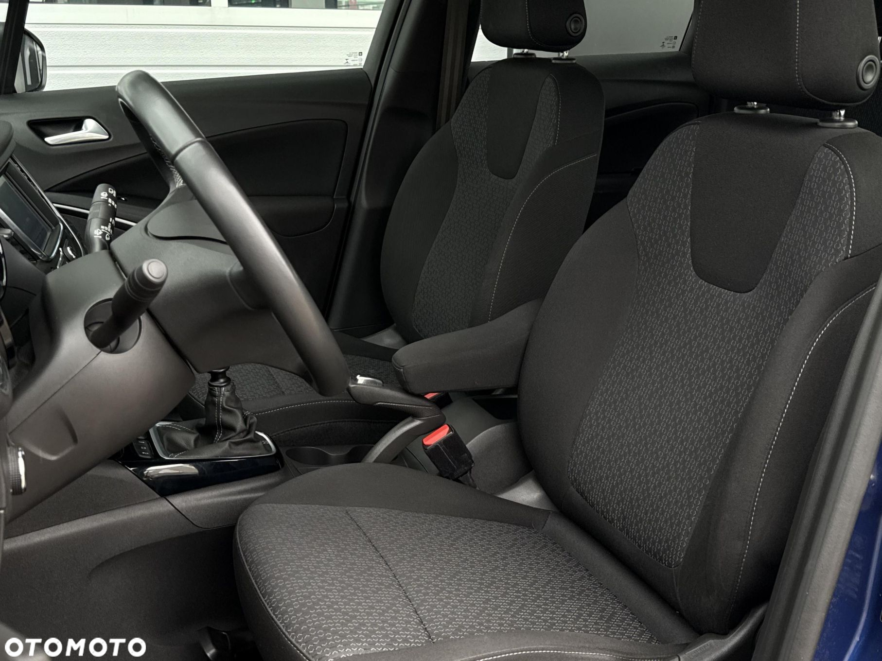 Opel Crossland X 1.2 T Edition S&S - 11