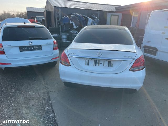 Dezmembrez Mercedes C Class model W205 an 2015 2.2 CDI - 2