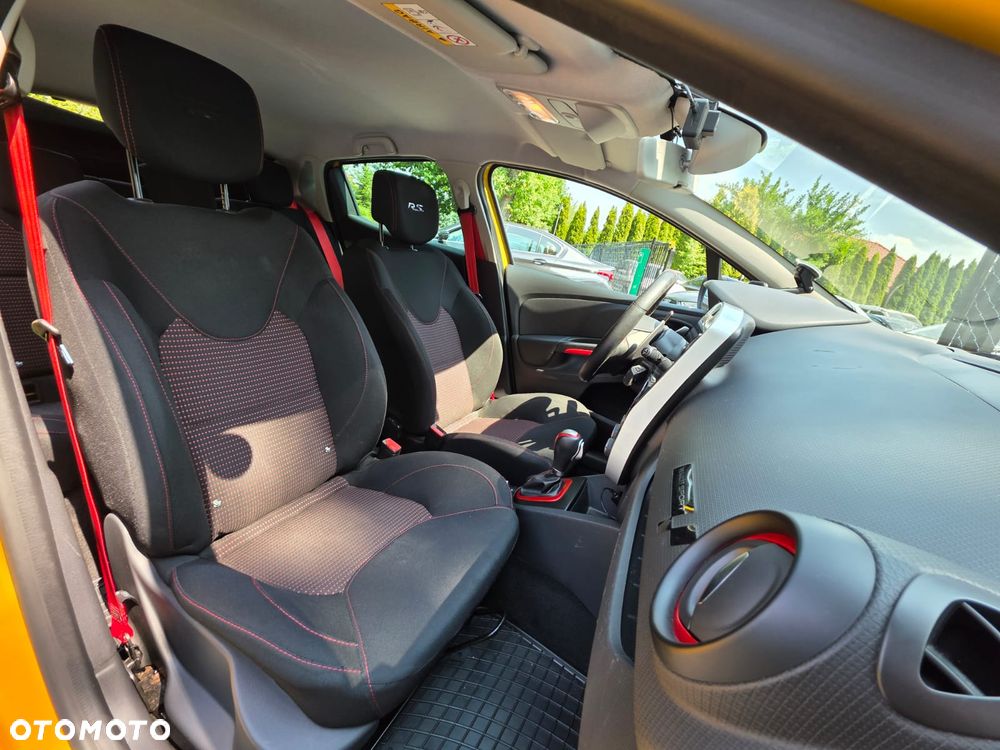 Renault Clio TCe 200 EDC Sport R.S - 22