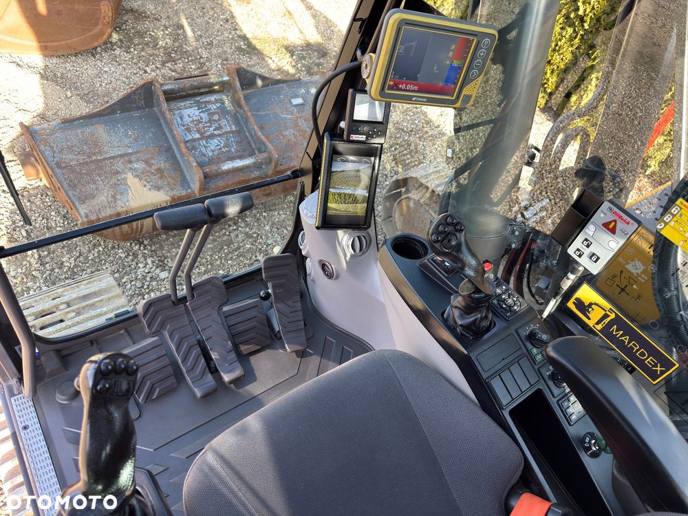 Volvo EC 250 EL - 36