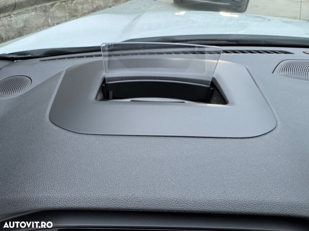 Ford Kuga 2.5 Duratec PHEV ST-LINE X - 20