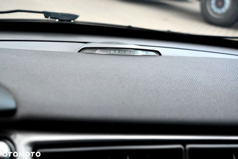 Citroën C3 VTi 120 Automatik Exclusive - 24