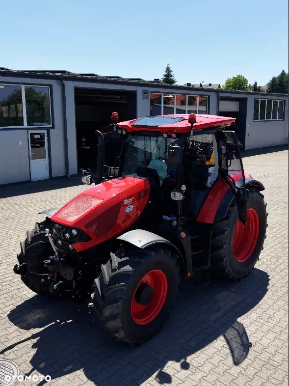 Zetor Seria 6 130 silnik Deutz AG Skrzynia ZF + biegów . 6 biegów pod obciążeniem - 7