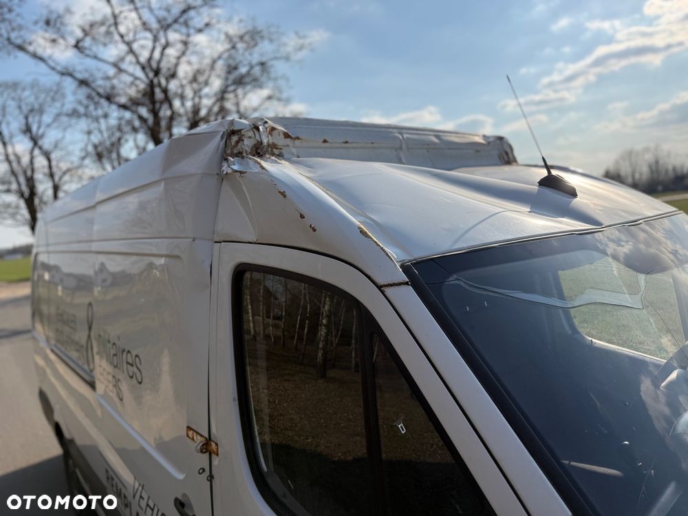 Mercedes-Benz Sprinter - 10