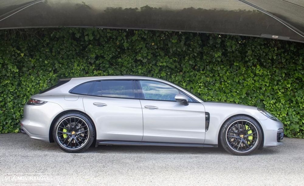 Porsche Panamera Sport Turismo 4 E-Hybrid 10 Years Edition - 7