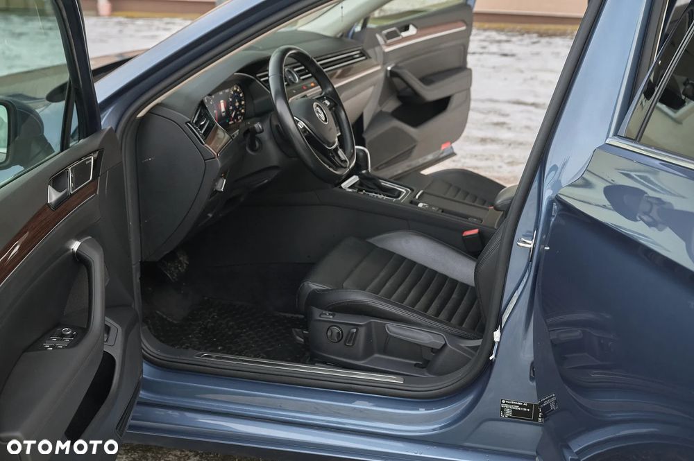 Volkswagen Passat Variant 2.0 TDI BMT Highline DSG - 19