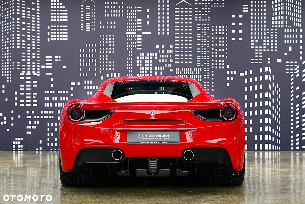 Ferrari 488 - 7