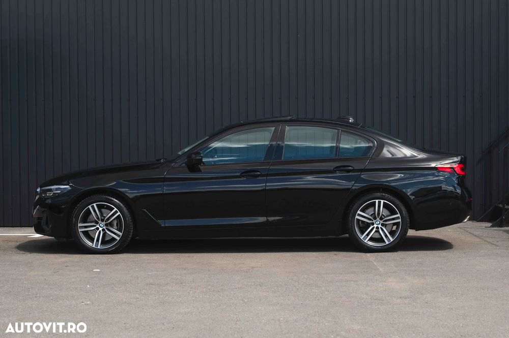 BMW Seria 5 530d xDrive Aut. - 9