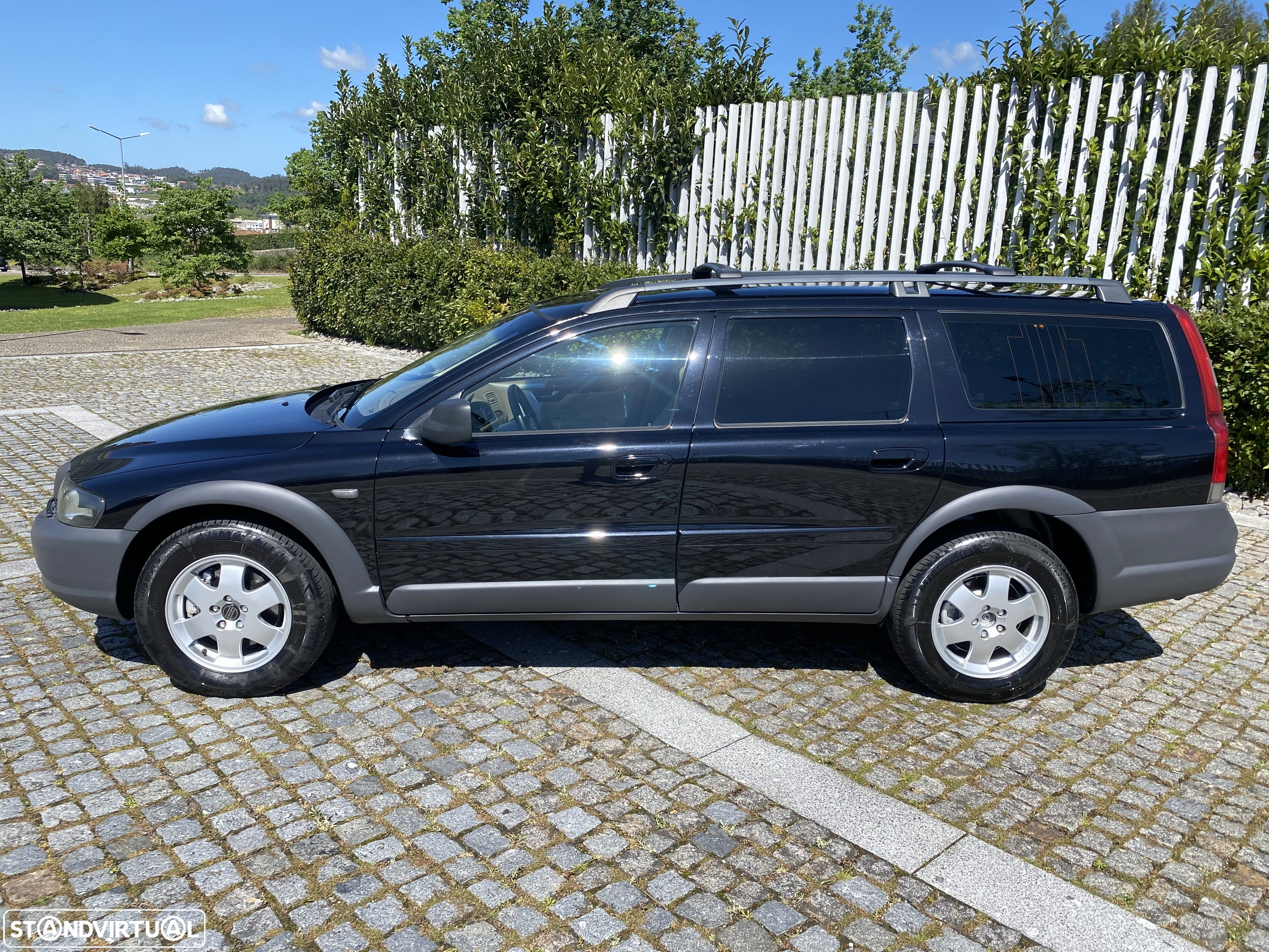 Volvo XC 70 - 4