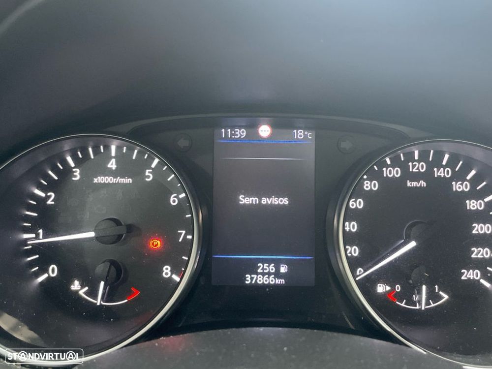 Nissan Qashqai 1.3 DIG-T N-Connecta - 3
