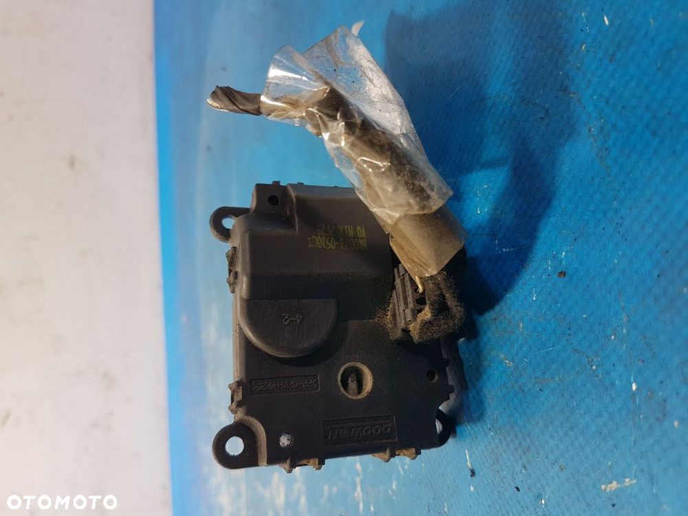KIA CARNIVASILNICZEK NAGRZEWNICY H40073-0530C --- - 3