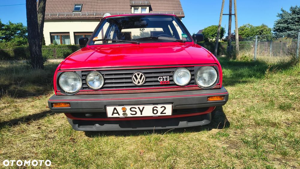 Volkswagen Golf 1.8 GTI Special - 4