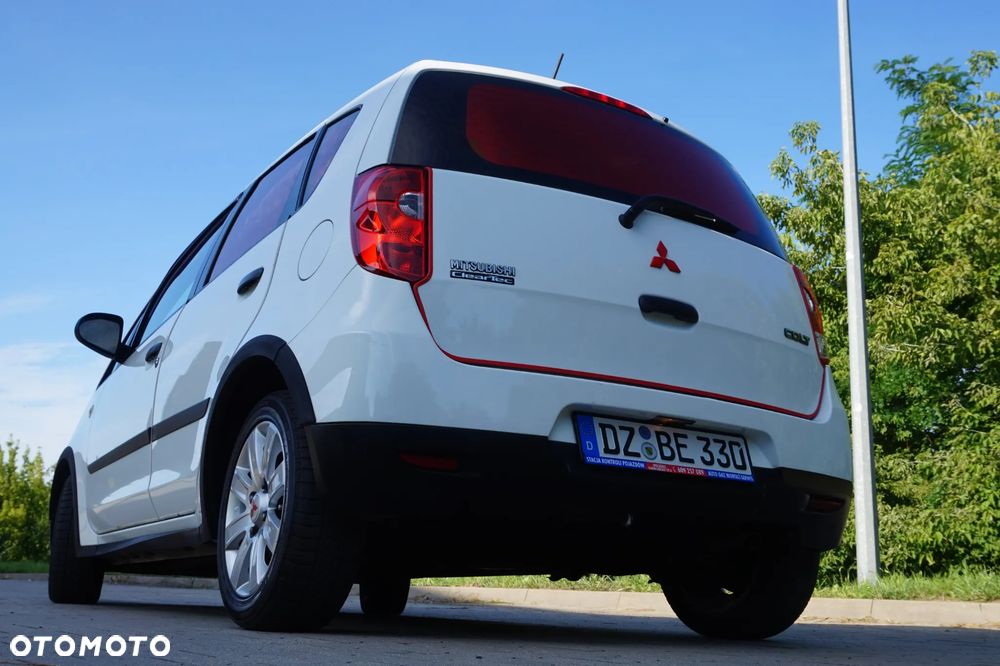 Mitsubishi Colt - 15