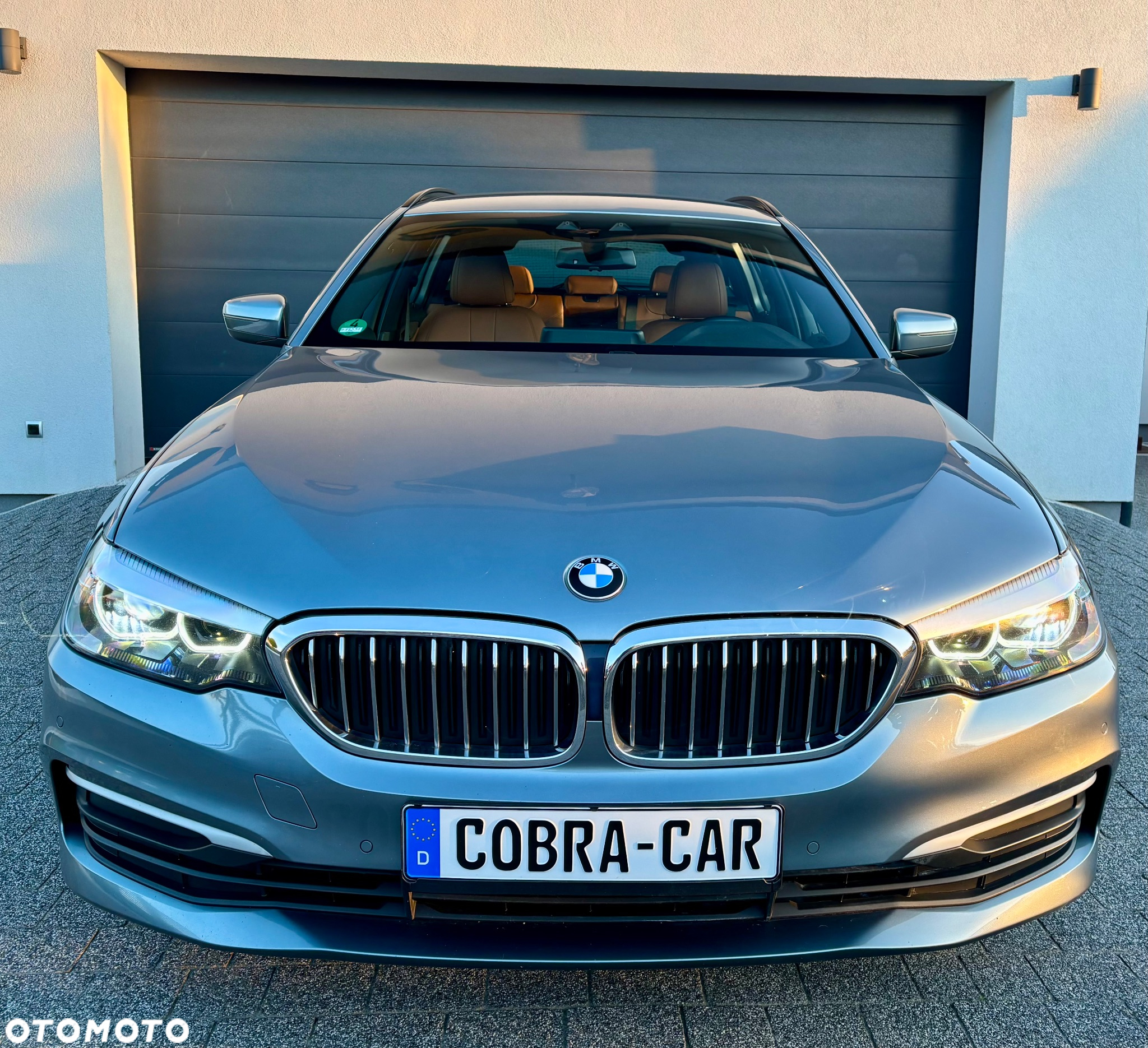 BMW Seria 5 520d Touring Luxury Line - 2
