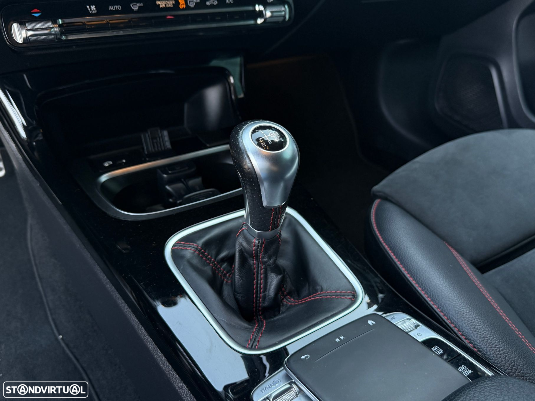 Mercedes-Benz A 160 AMG Line - 18