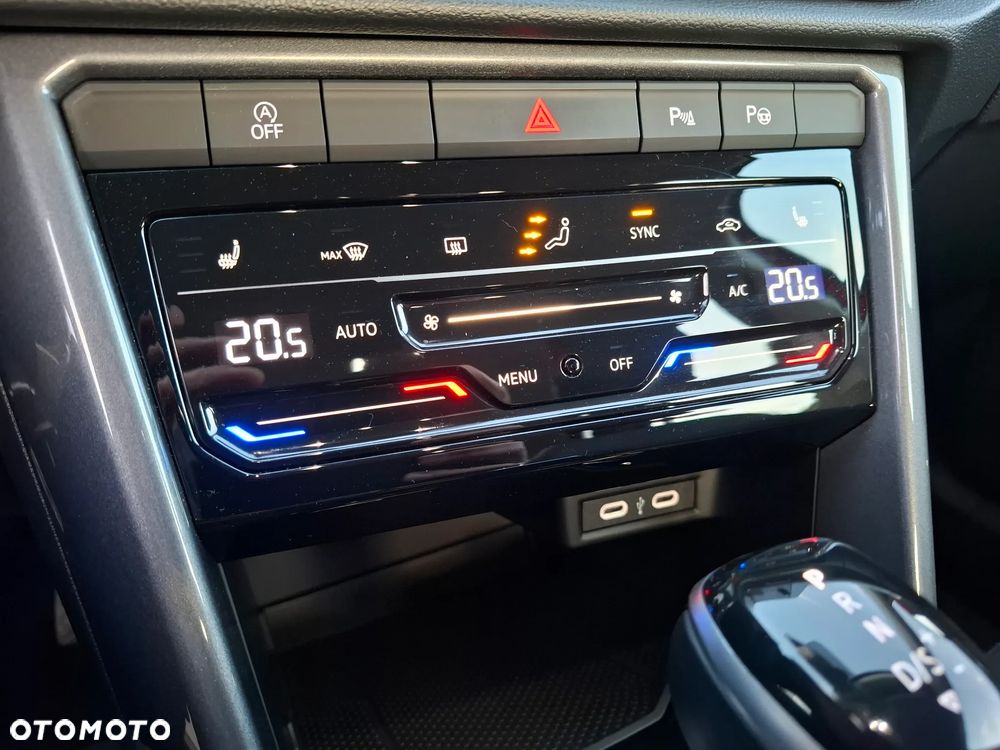 Volkswagen T-Roc 1.5 TSI Style DSG - 17