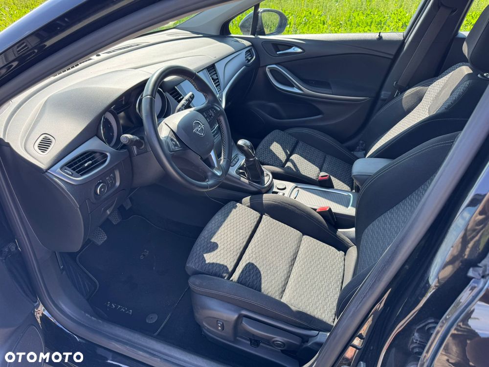 Opel Astra 1.6 CDTI Essentia - 14