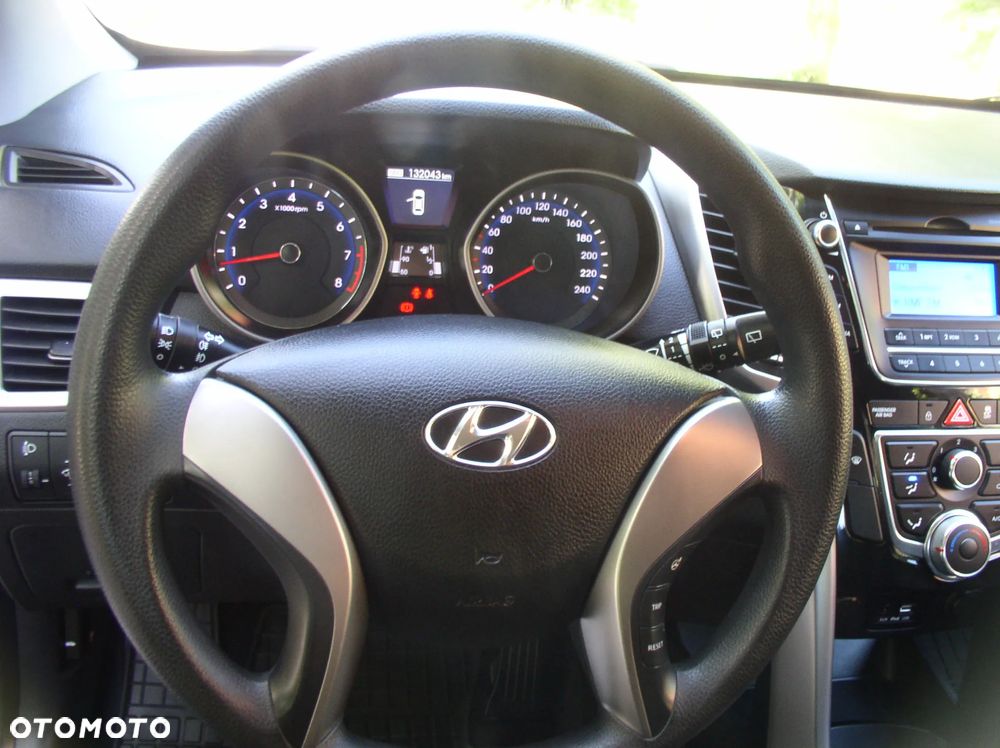 Hyundai i30 blue 1.4 Classic - 20
