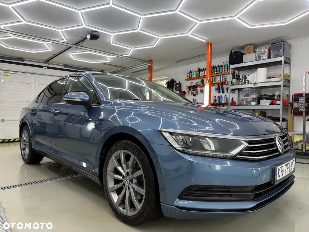 Volkswagen Passat 2.0 TDI BMT Comfortline - 3