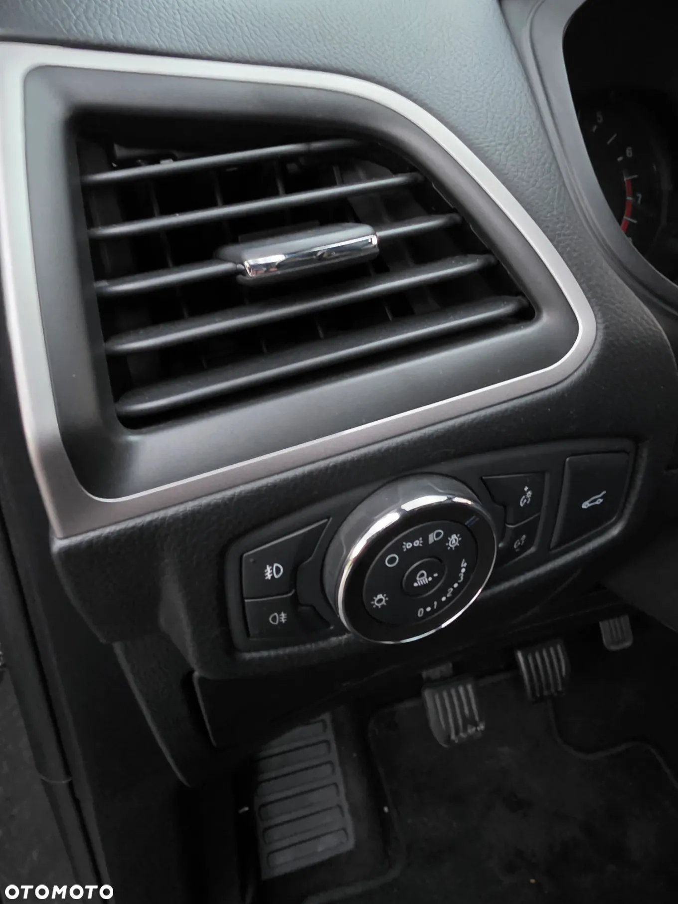 Ford S-Max 1.5 EcoBoost Trend - 29
