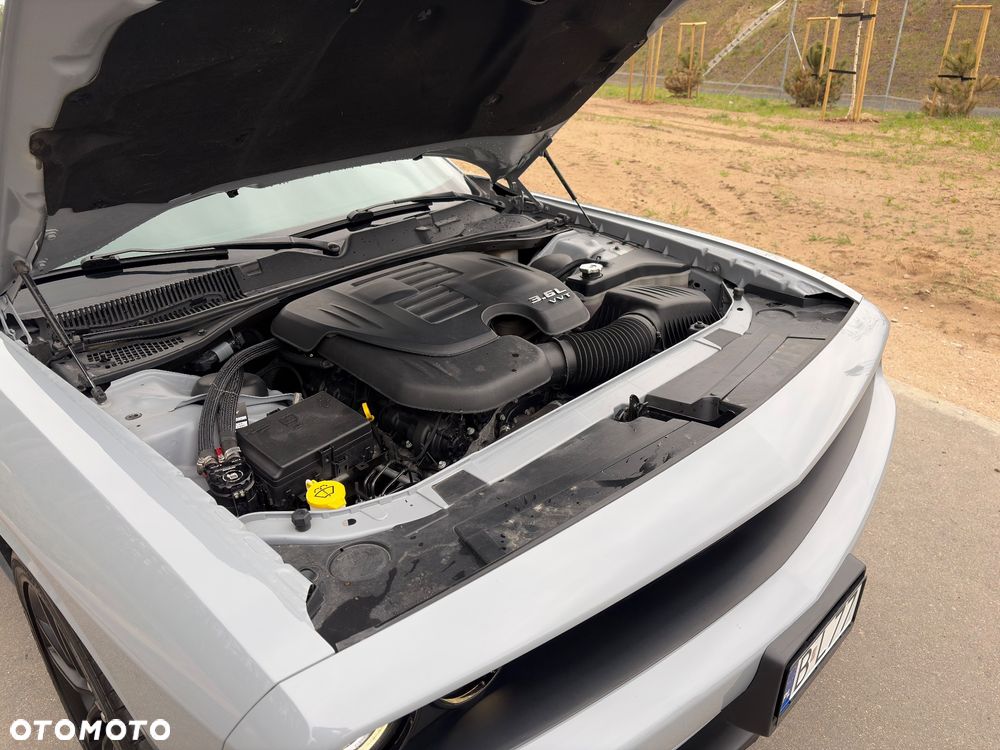 Dodge Challenger 3.6 GT AWD - 33