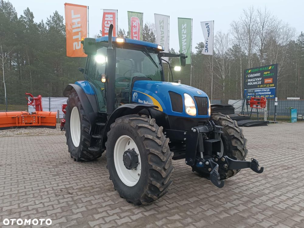 New Holland TS135A