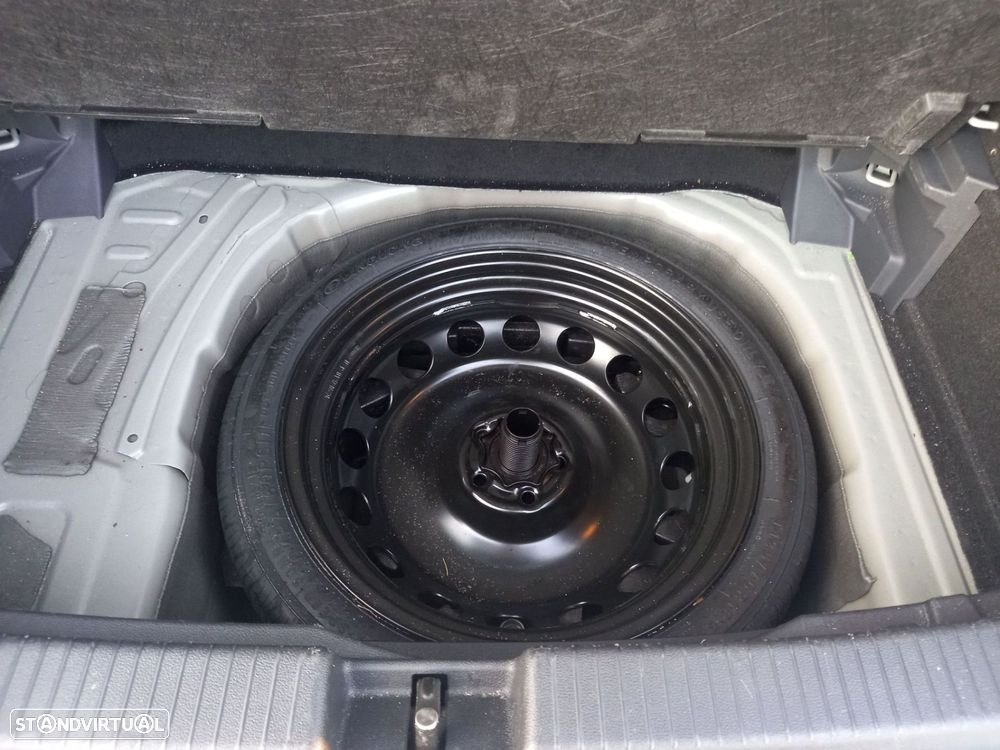 VW T-Cross 1.0 TSI Urban - 17