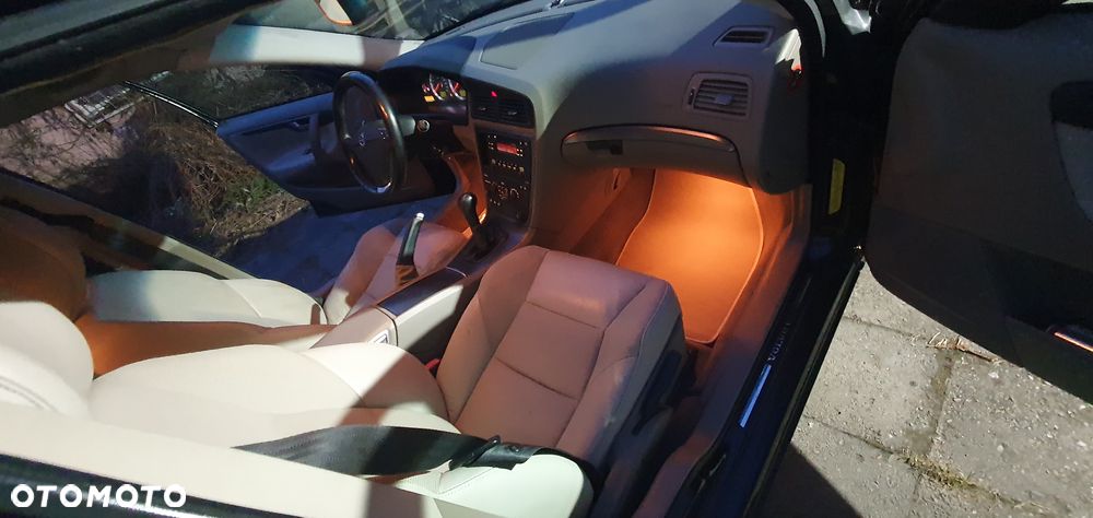 Volvo S60 2.4D5 Momentum - 18