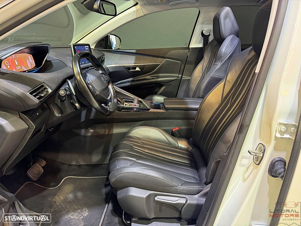 Peugeot 3008 1.2 PureTech GT Pack EAT8 - 16