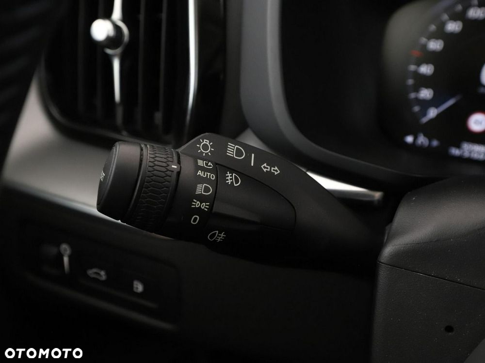 Volvo XC 60 T6 AWD Recharge Geartronic Inscription Expression - 33