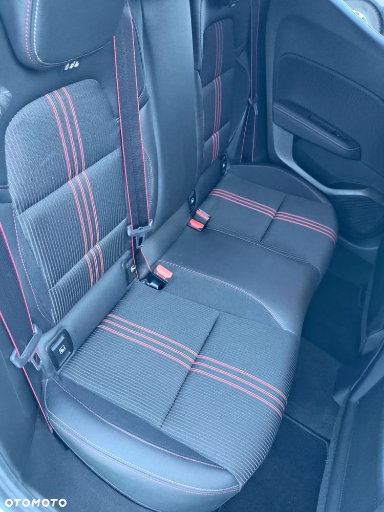 Renault Clio - 22
