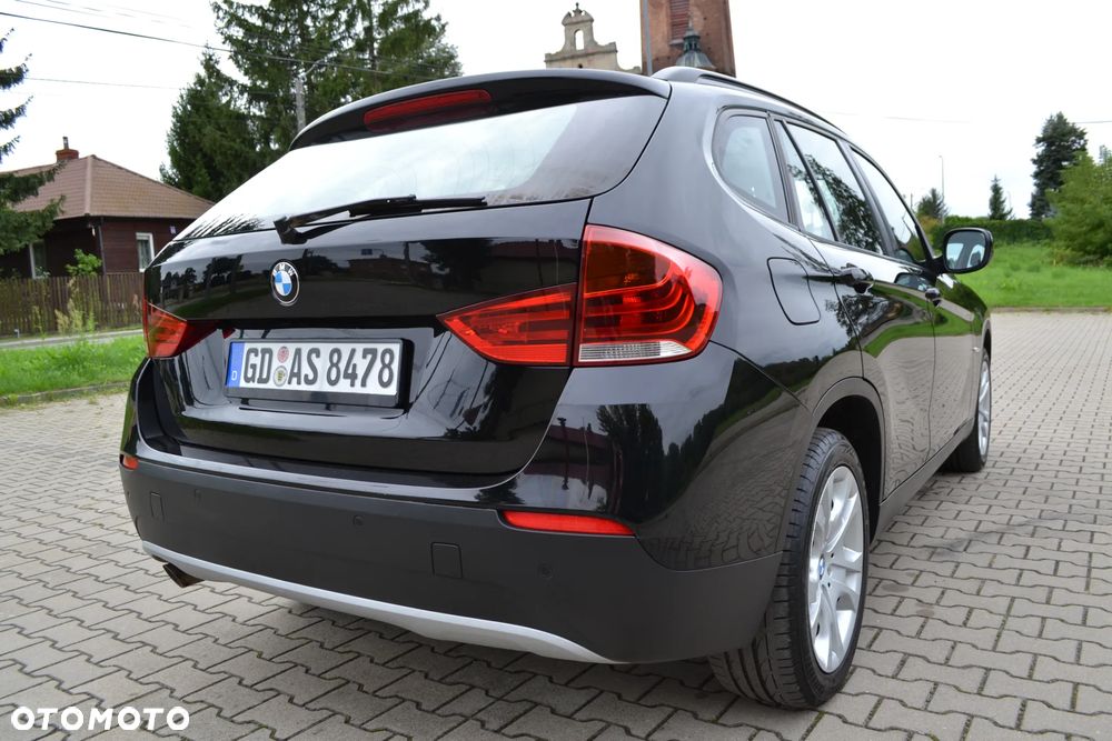 BMW X1 sDrive18d xLine - 8
