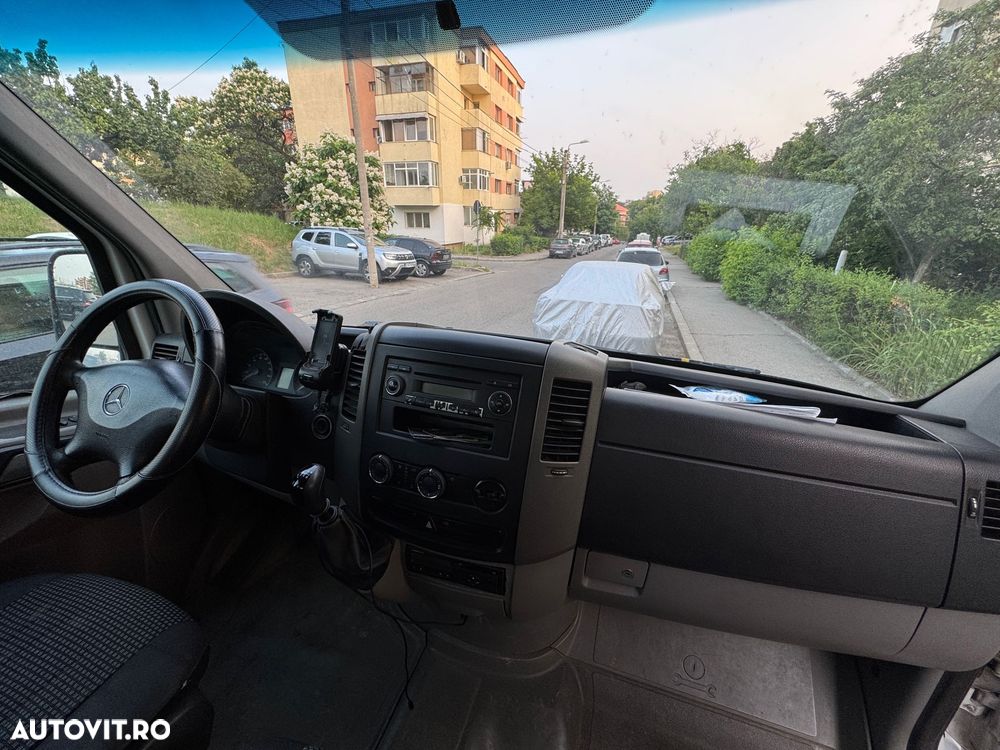 Mercedes-Benz Sprinter - 5