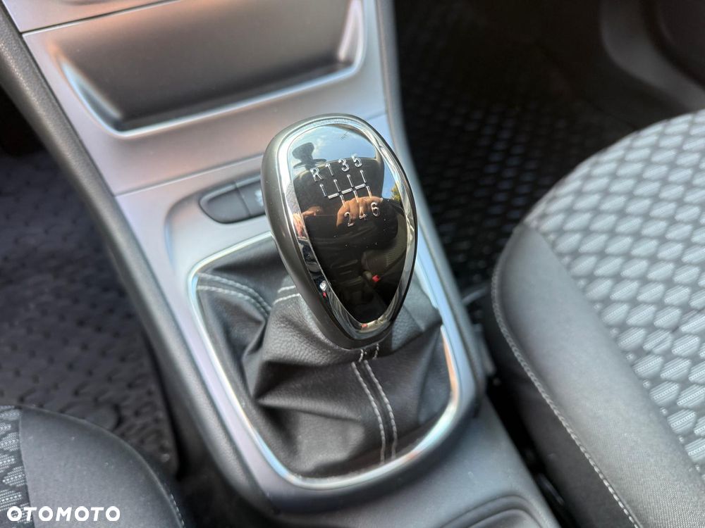 Opel Astra 1.4 T Enjoy - 19