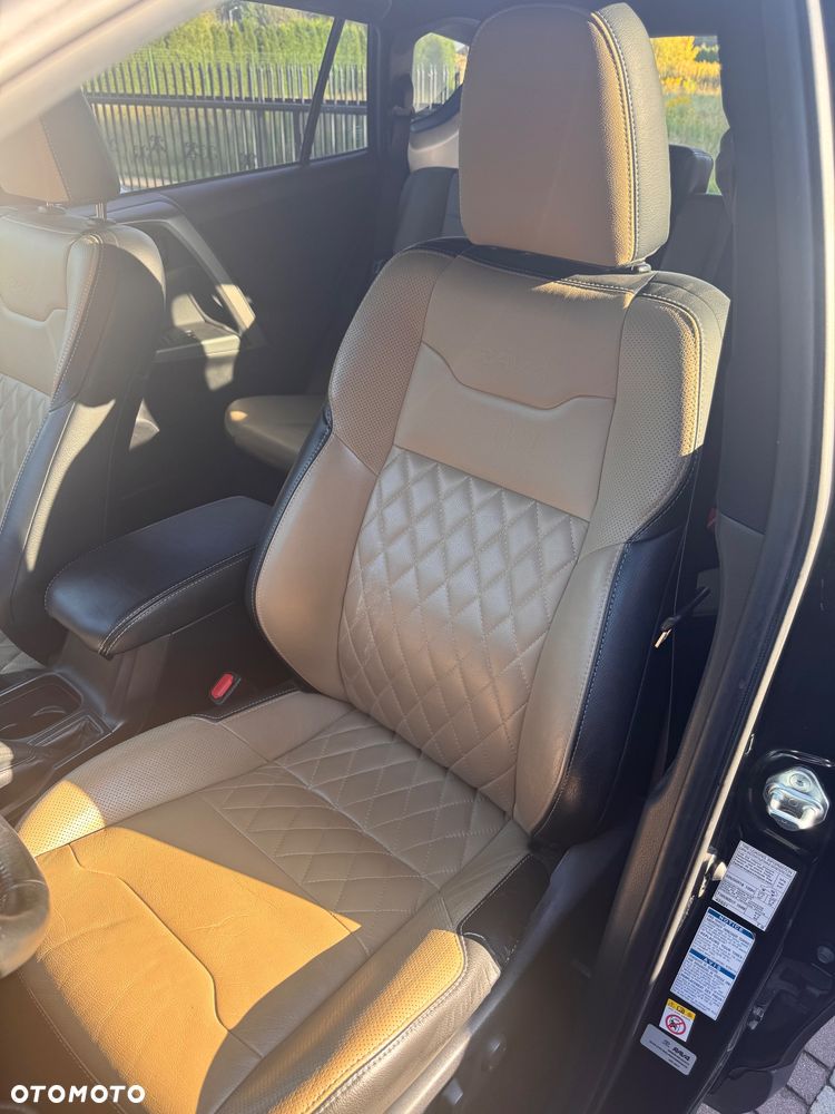 Toyota RAV4 Hybrid Prestige 4x4 - 13
