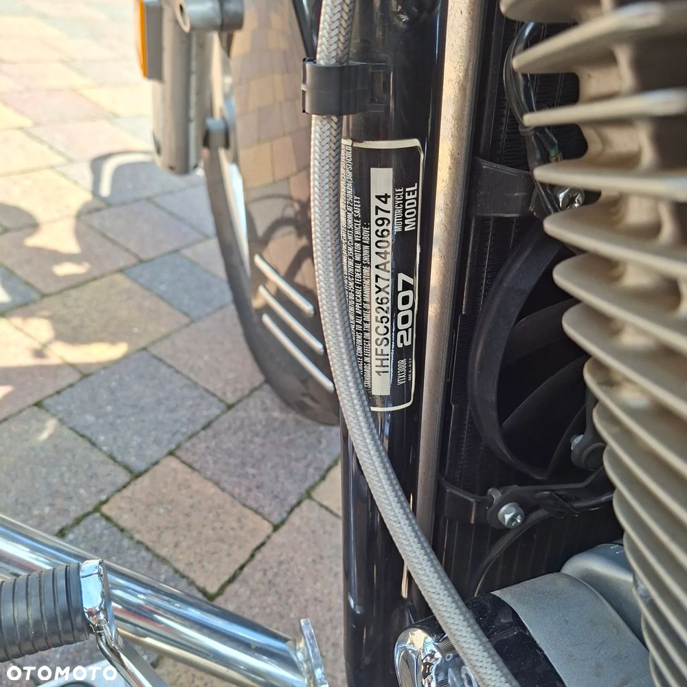 Honda VTX - 29