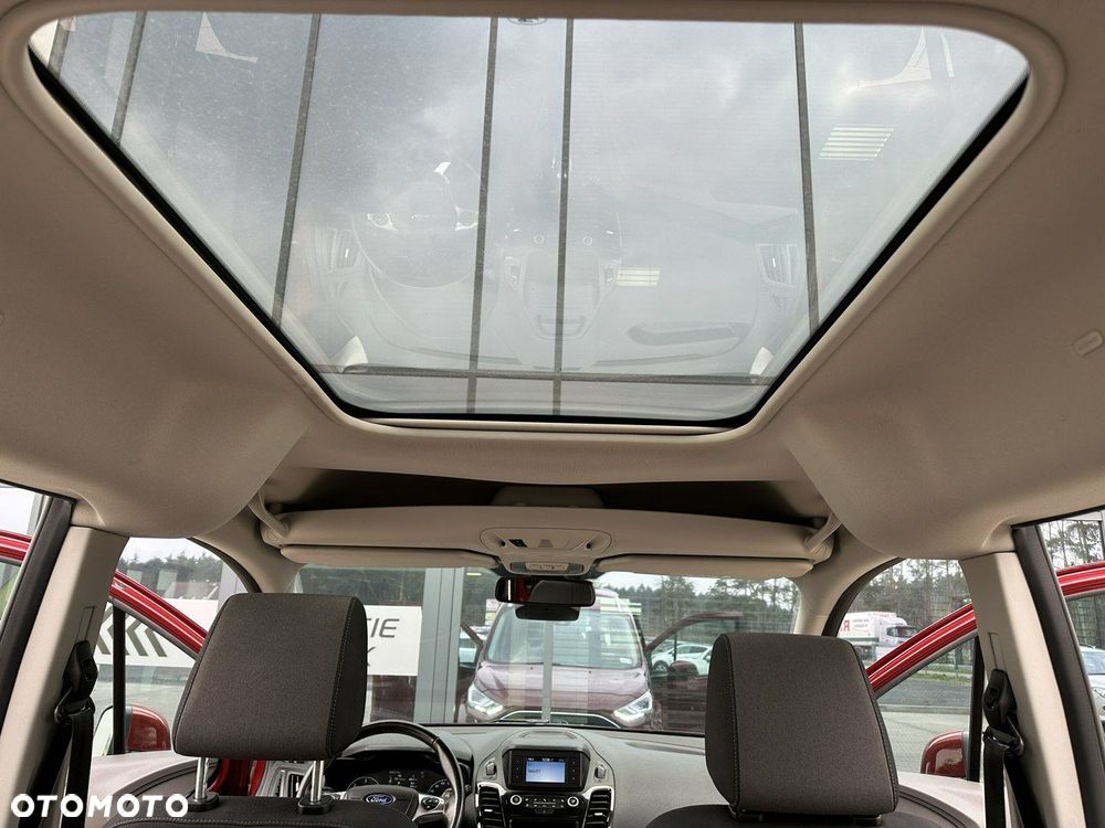 Ford Tourneo Connect - 10