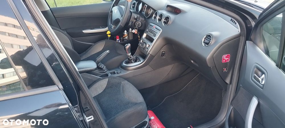 Peugeot 308 1.6 HDi Trendy Navtech - 11