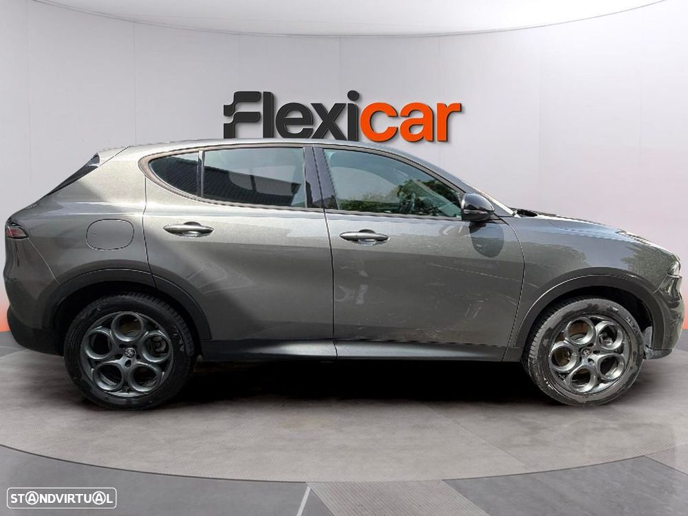 Alfa Romeo Tonale 1.3 Plug-In Hybrid Sprint e-AWD - 3