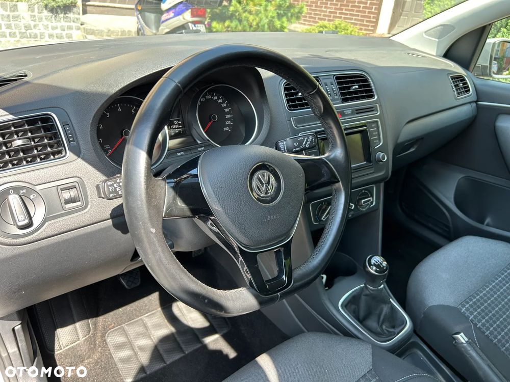 Volkswagen Polo 1.2 TSI Comfortline - 14