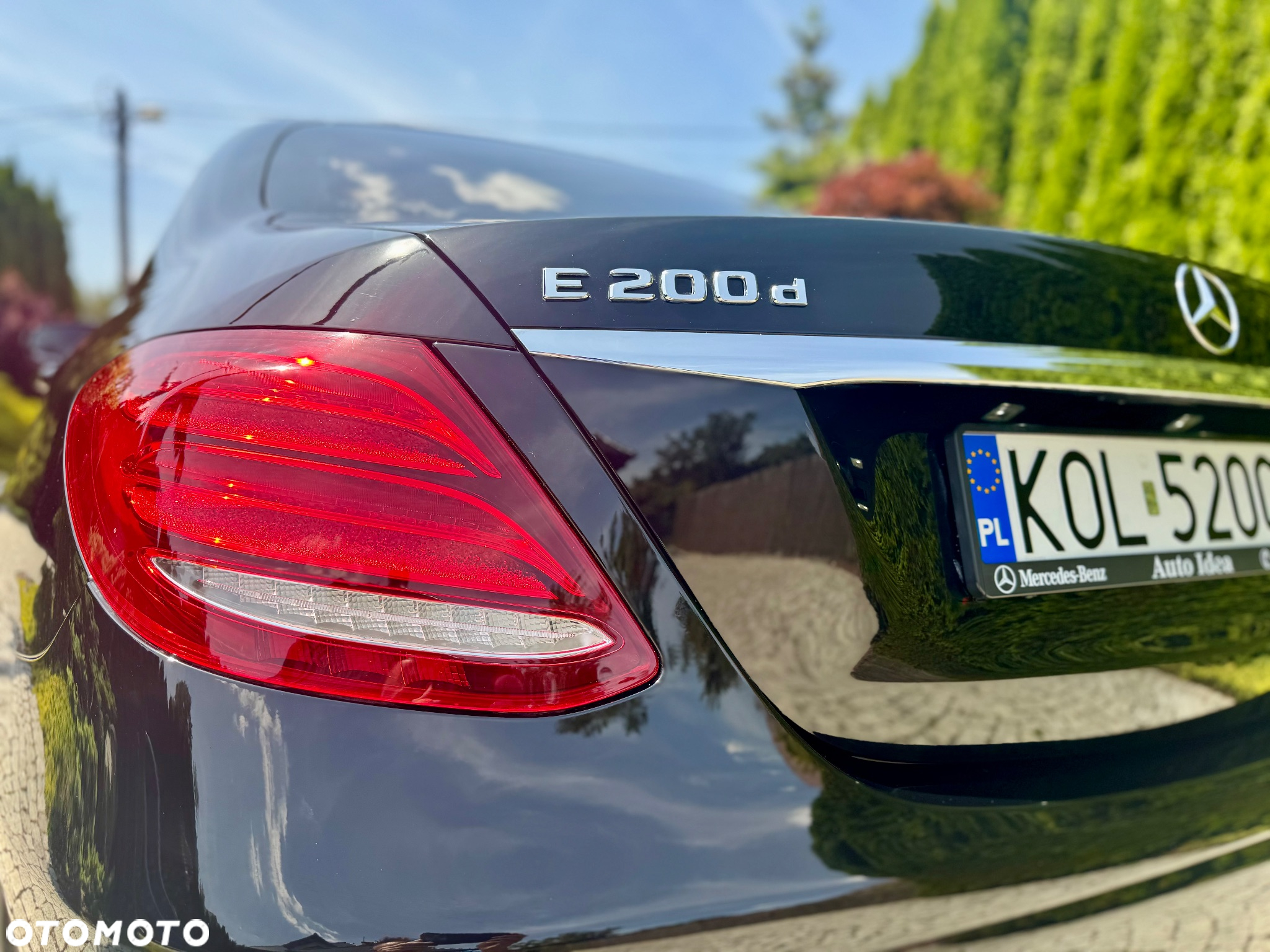 Mercedes-Benz Klasa E 200 d 9G-TRONIC - 14