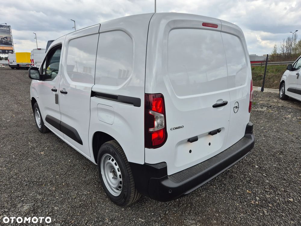 Opel Combo Cargo Furgon M 1. Benzyna 110KM !! OD RĘKI !! - 9